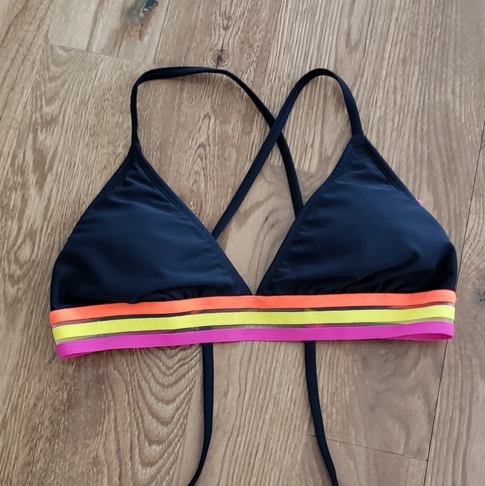 Xhilaration swimtop